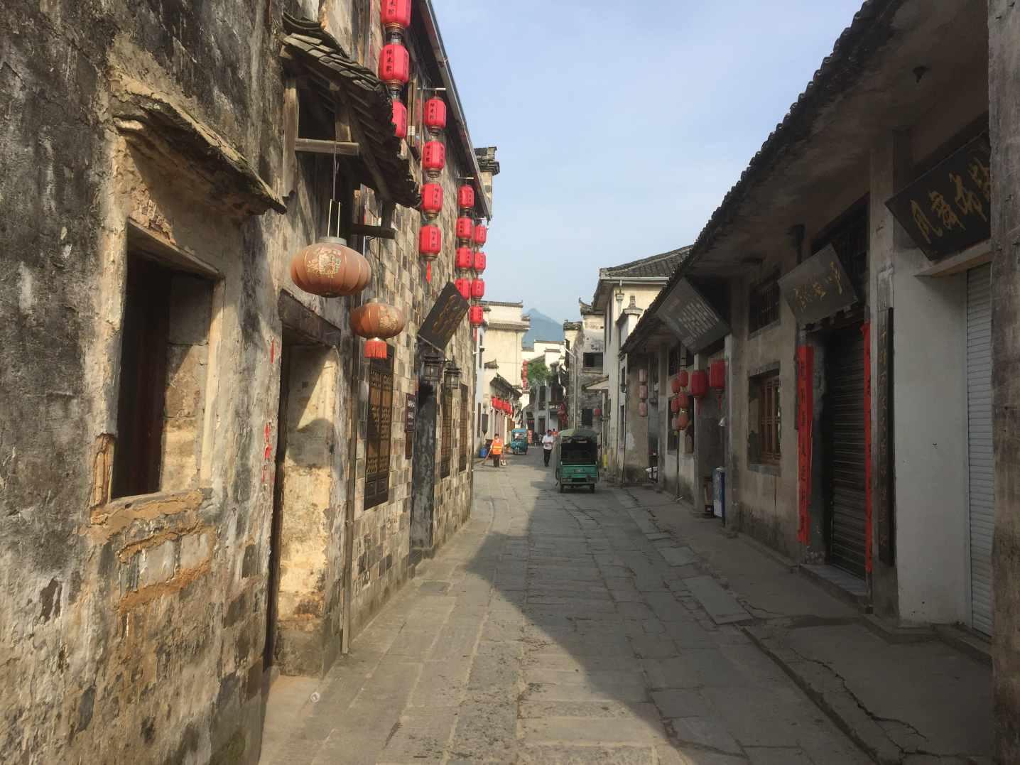 废弃洞穴逃生